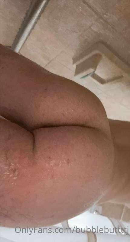 This shower is really making me tired I could use a booty ru..