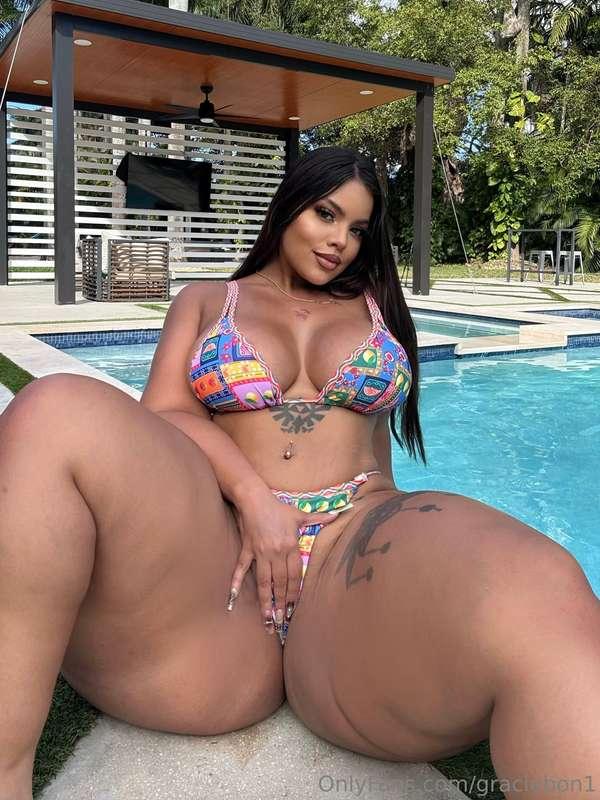 waiting for you to eat my 🐱