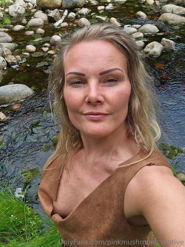 Skogens fe kjente på naturens magiske påvirkning, og ble så ..