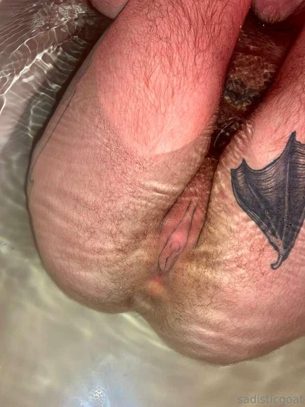 I got to take a bath for the first time since I moved 🥹 Sadl..