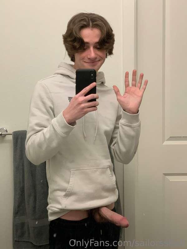 Hey! it’s been a bit hasn’t it… School has kept me pretty bu..
