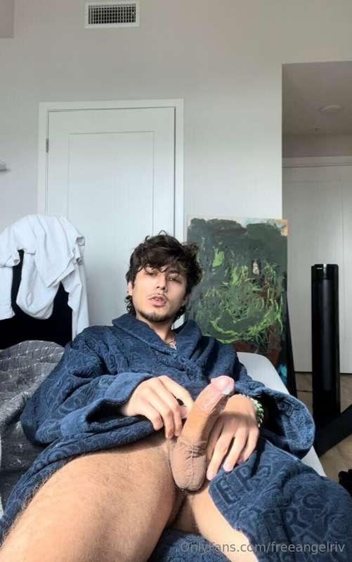 @angelriveraxxx