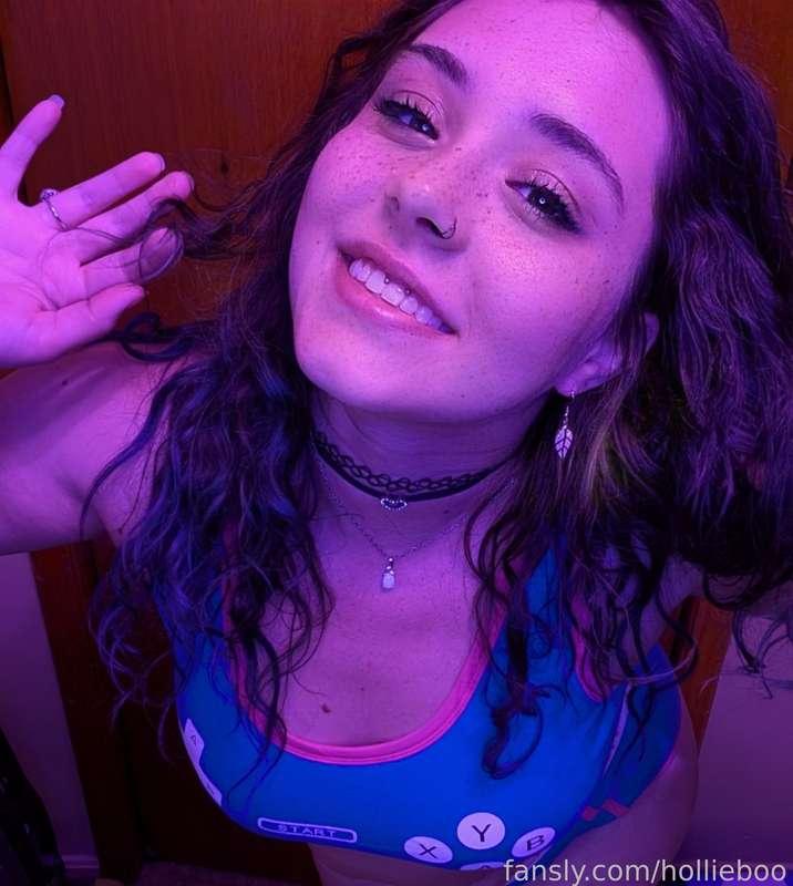 hollieboo image #1