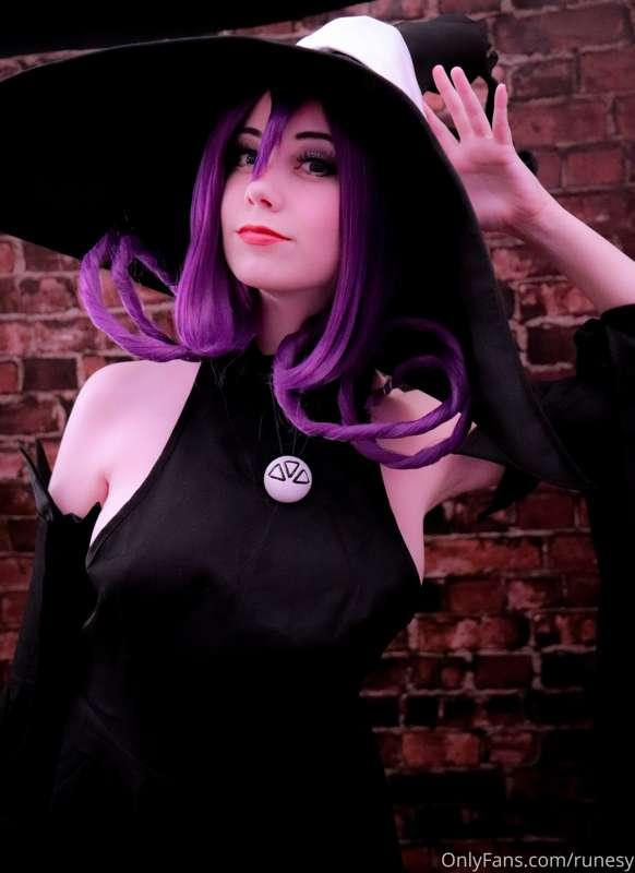 Ill be a  witch today at 9pm pacific timezone, it wont be bl..