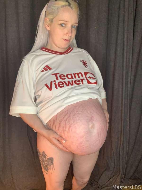 Do you like my bump?

#pregnant #pregnancy #pregnant, #belly #blonde #milf #mommy #mom #tits #boobs #bigtits #bigboobs #fyp