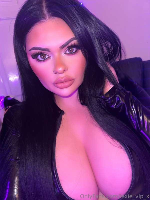 Could you get lost in my eyes?