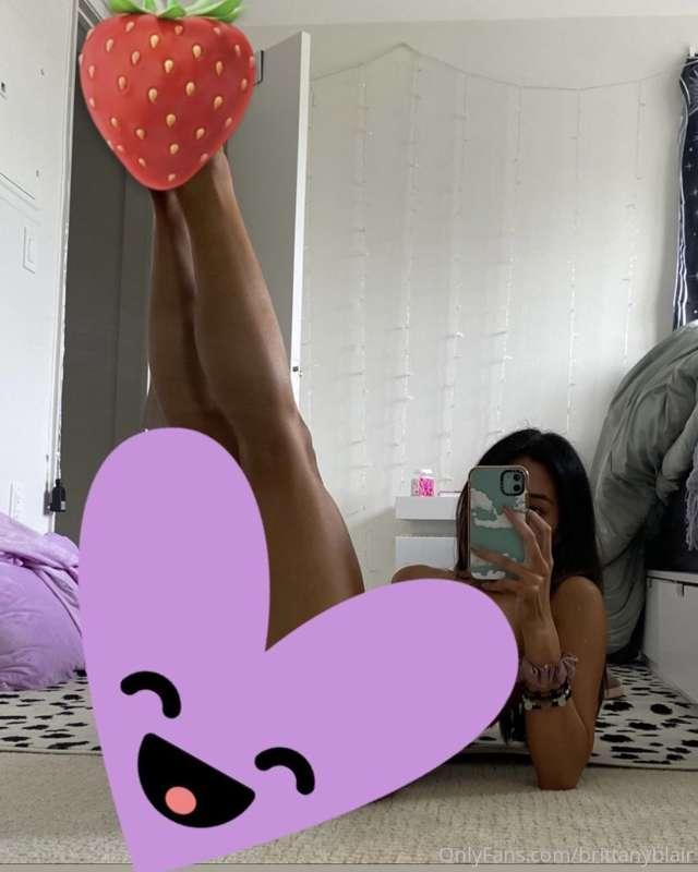 ooohhh boyyy i’ve never taken nudes like THIS before😋 comple..