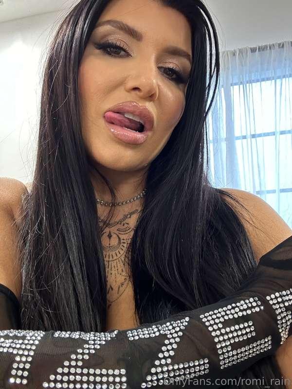 What are your plans tonight ? 💋🔥🔥