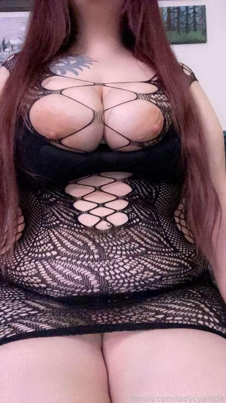 Do you like my new dress? 🖤 watch my 💦 gushing finish and big toys in my stretched little hole. Sub to my VIP tier (on sale now!) for no PPV!  #fyp #analtraining #analstretching #buttslut #goodgirl #tease #analwhore #buttplug #dp #doublepenetration #eggplug #creamy #chubby #longhair #riding #soloanal #sizequeen #hugedildo #squirt #orgasm #gape #analgape 