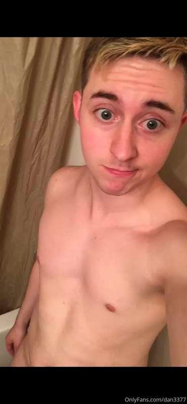 Throw back to my blonde days! 👦🏼 Oh, wanna see more? Here is..