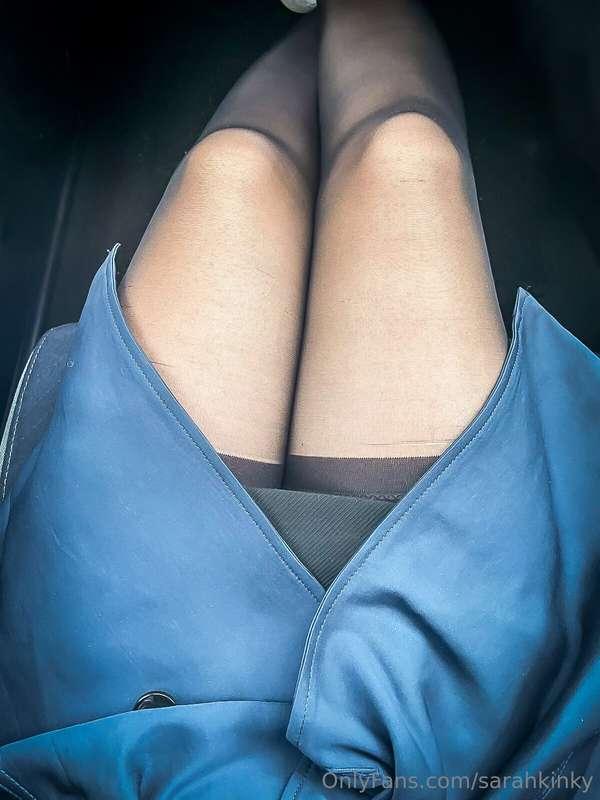 Happy Monday, I'm ready for another day in the office 😈