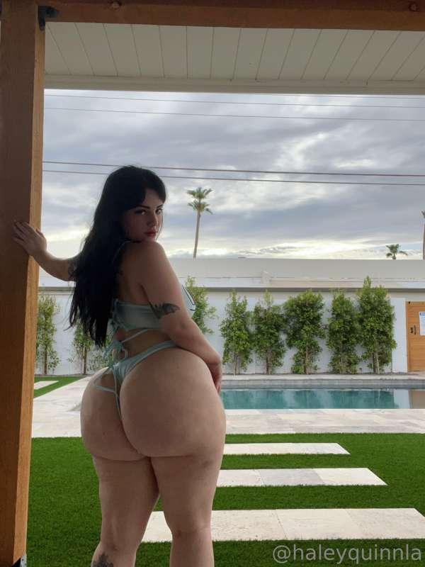 Tip $5 if you'd let me sit on your face baby 👅 show me you r..