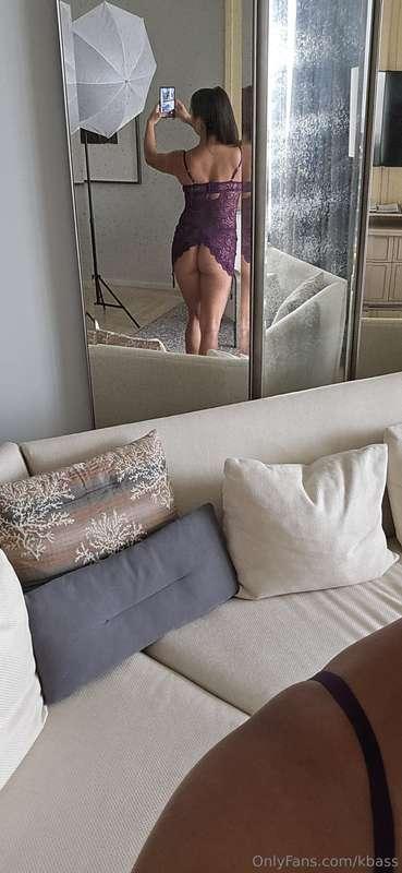 I can't wait to show you the rest of the pics from this set!