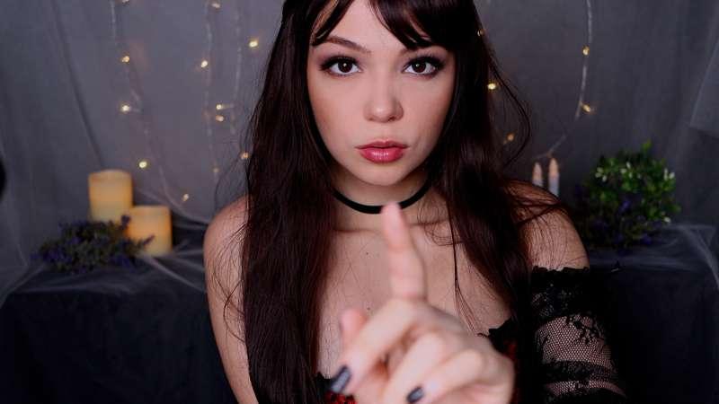 💋 Kissed by a Vampire🧛‍♀️ You will be mine 