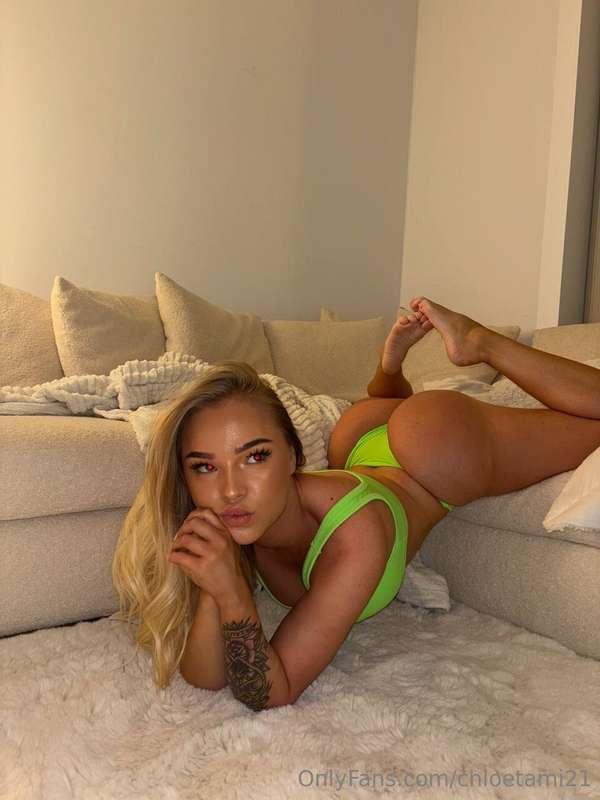 chloetami21 image #0