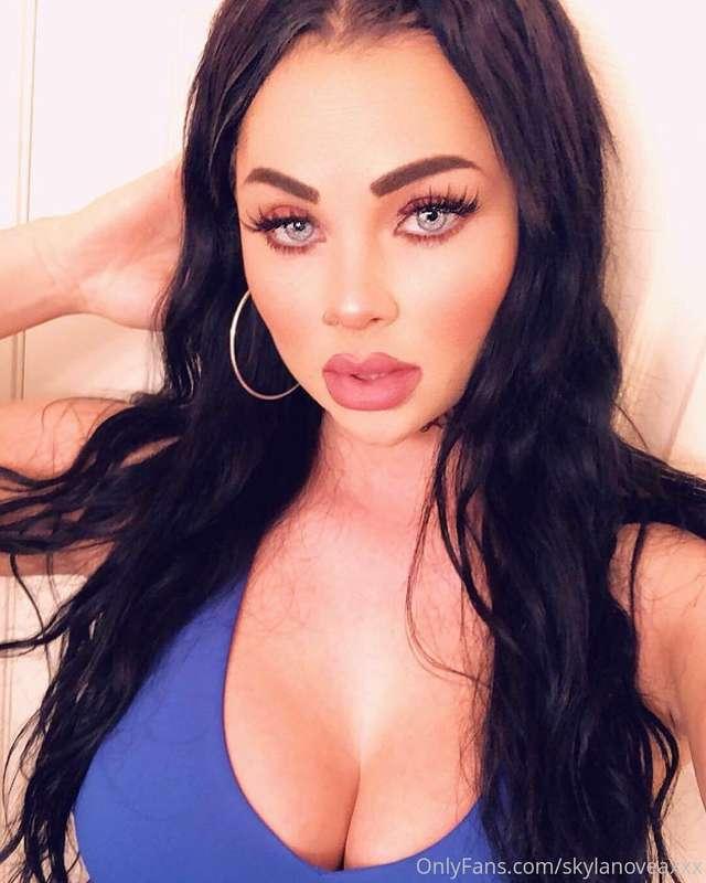 do you want to see me as a playboy bunny babe? 👀 dm me😉