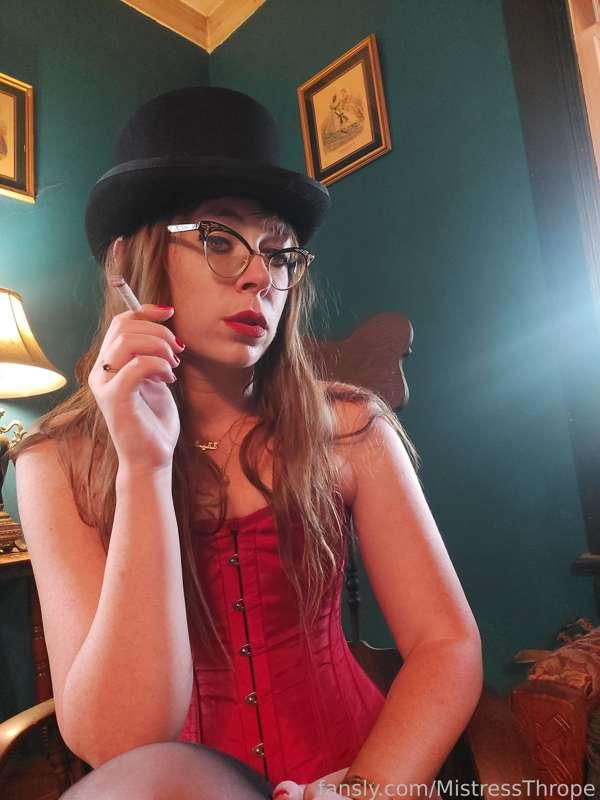 mistressthrope image #2