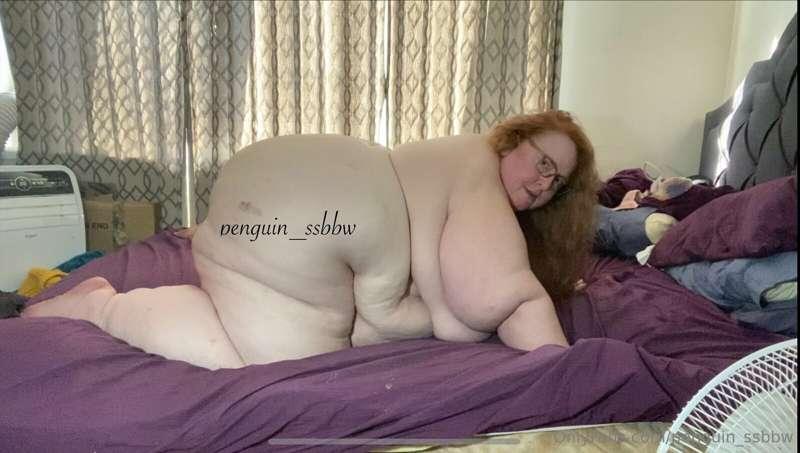 penguin_ssbbw image #1