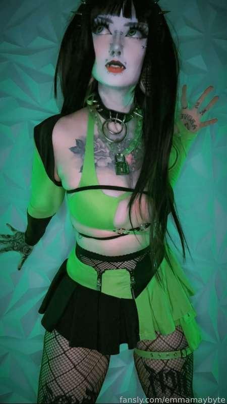 emmamaybyte image #6