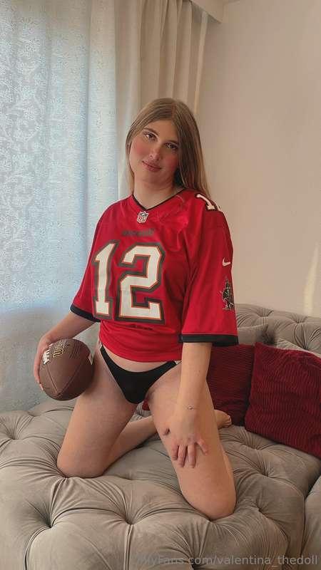 Are you ready for the Super Bowl? 🏈
Would you like to see me..