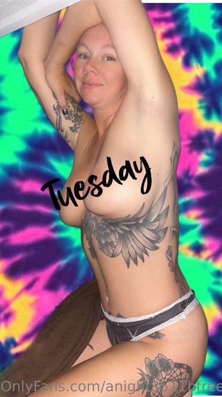 Titty Tuesday!!