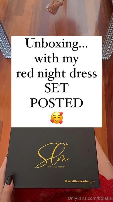 Unboxing… with my red night dress ❤️