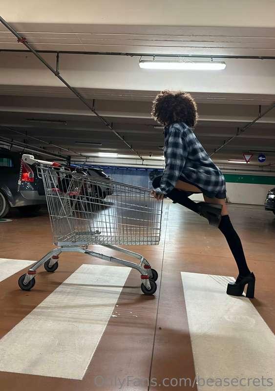 Un pomeriggio al centro commerciale. Cosa ho comprato? **Sol..