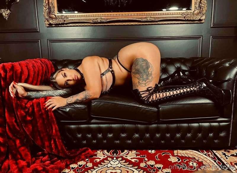 ⚠️ SADISTIC BITCH READY TO RUIN YOU AND YOUR ASS! ⚠️
⬇️ FREE..