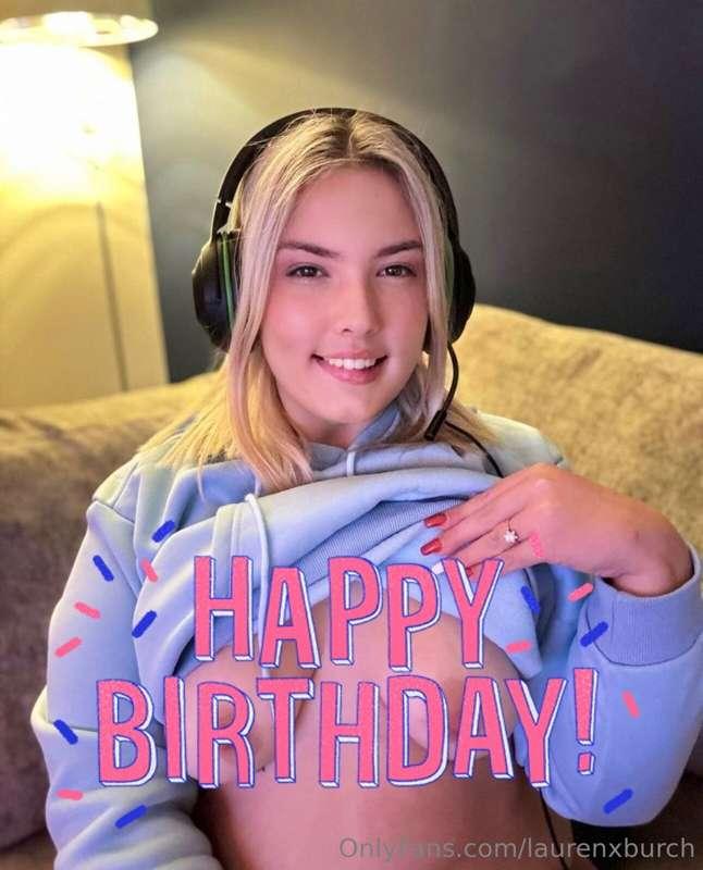 ## ITS HER BIRTHDAY 🎂🥳🎁
PROFESSIONAL GAMER WANTS TO RATE YOU..