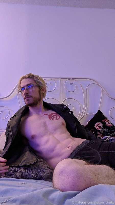 So here's a bit of a tease from a shoot that I'll be slowly ..
