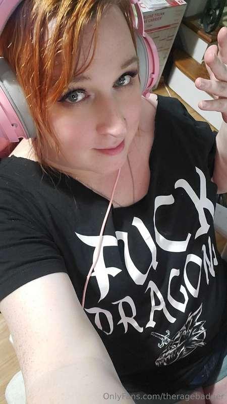 Hooked on WoW again. Do y'all play? Tell me about your main ..