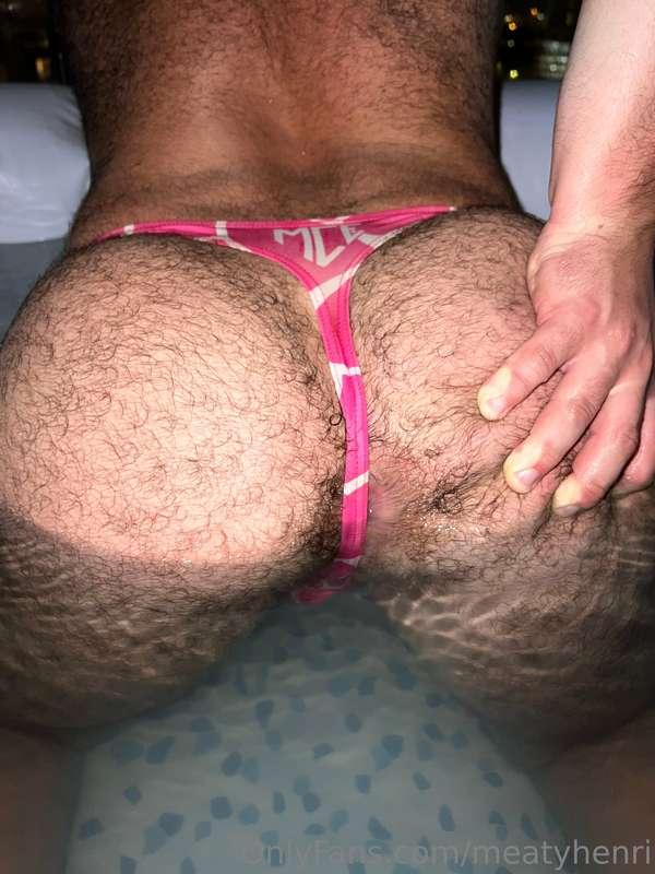 meatyhenri image #0