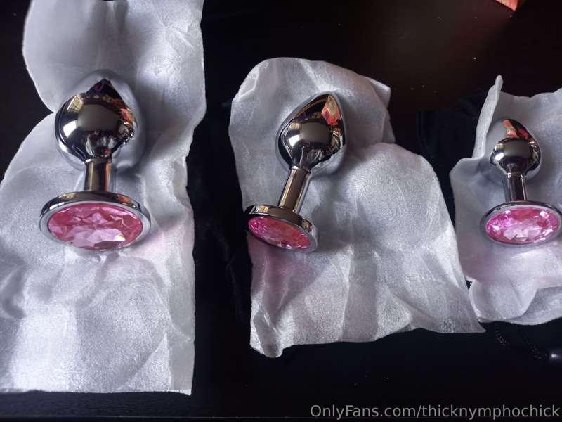 New toys for anal training. 😋 wanna take in all of Daddy's c..