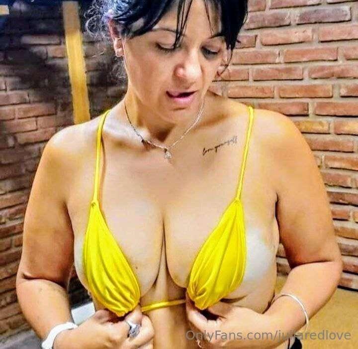 @SWEETANDINNOCENTBRUNE
# Ready to fulfill your requests... 🔥..