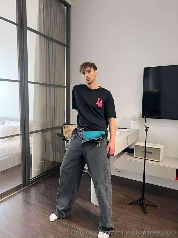 multiflyerfree2020 image #1