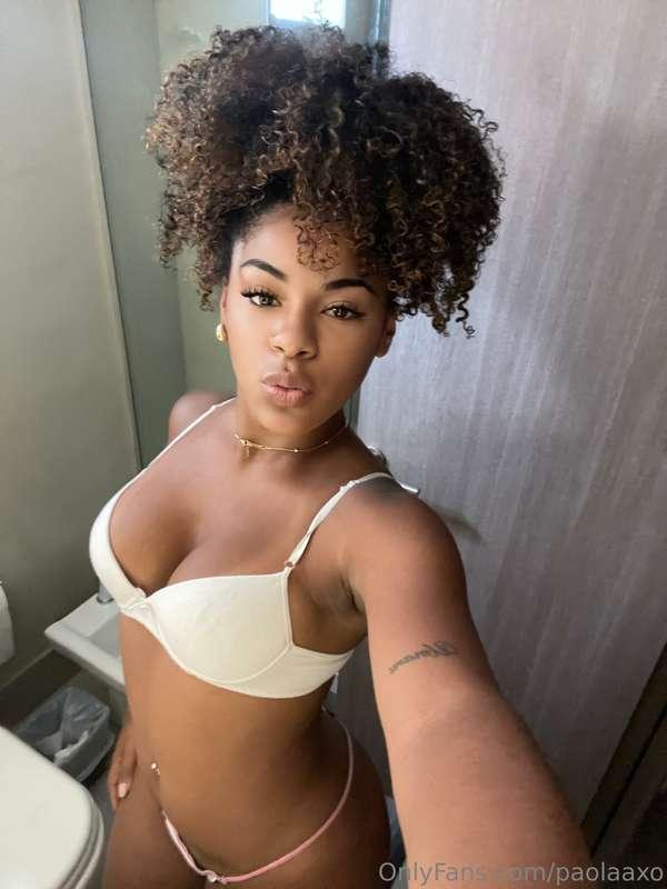 Fresh out of the shower… wish you were here to see. 😏