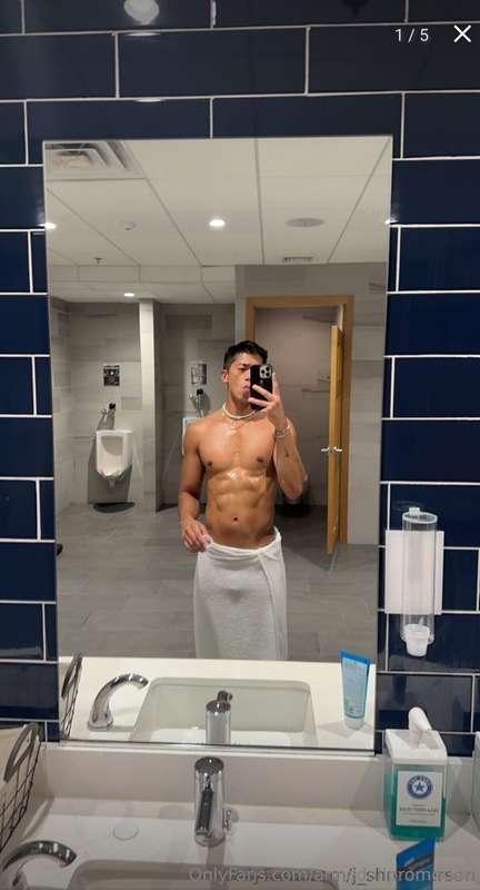 **Subscribe to @j_shredderson**  Just a surfer boy paying of..