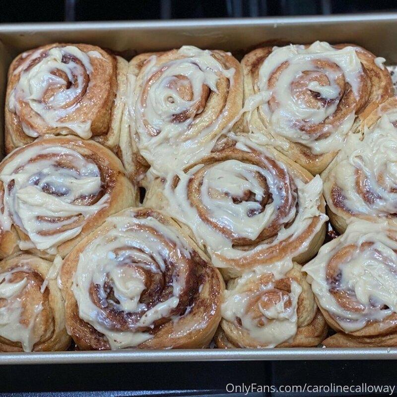 when you’re proud of your buns so you post them on the inter..