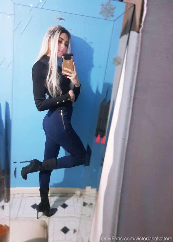 victoriasalvatore main image