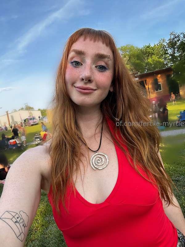 lady in red ❤️‍🔥