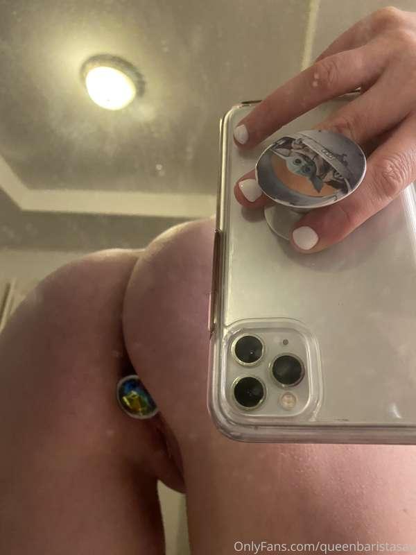 Check out my cute little gem 💎 😘😘😘 new plug! Getting used to..