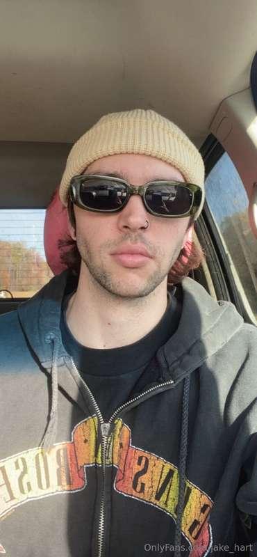 Got a hot m/m/m 3some anal video dropping soon. Thanks for w..
