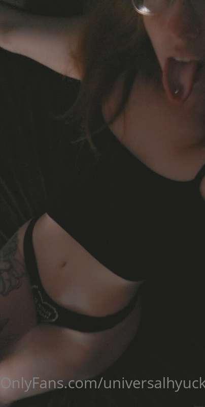 Lazy  lewds make me feel so sexy and soft~ Ft. My favorite p..