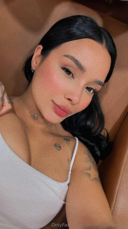 if trouble had a face..... hello😋💕