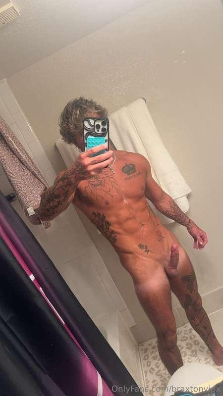 live tn 9:30pm estWill be cumming and might be trying a dild..
