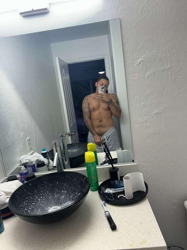 Like this post for a suprise in your DM’s 🥵🫣🥵🫣😈