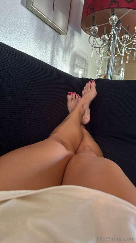 My body could use your strong hands, I’ve been training legs..