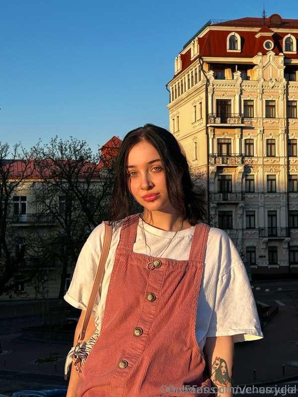 FREE SUBSCRIPTION TODAY ONLY😍
sexy student @venus.julia, who..