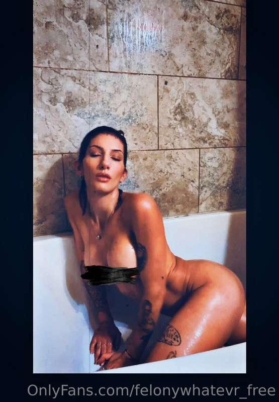 If you enjoy my content enough and would rather see my nudes..