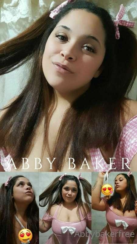 Cute and perfect face of a good girl😍
@Abbybakervip awaits y..